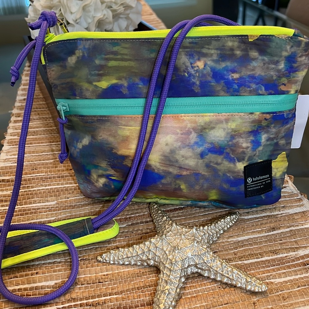 Lululemon Patch  Logo Crossbody NWT